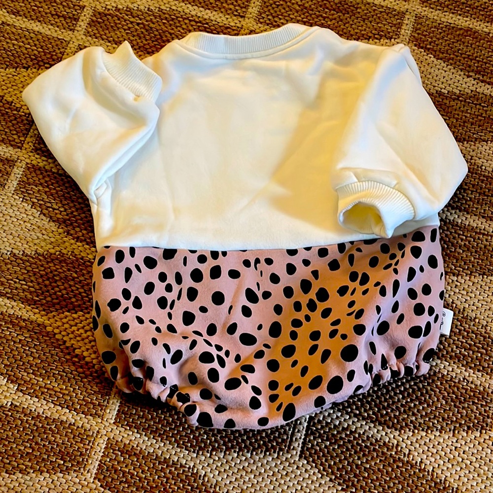 Winter Baby Romper-size 99 (9-12 months). Super soft. Never worn.